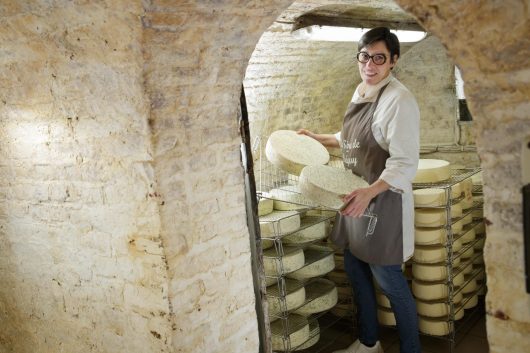 photo-anne-sophie-flament-alice-et-damien-henguelle-ferme-du-sire-de-crequy-fabrication-de-fromages-et-yaourts-6494